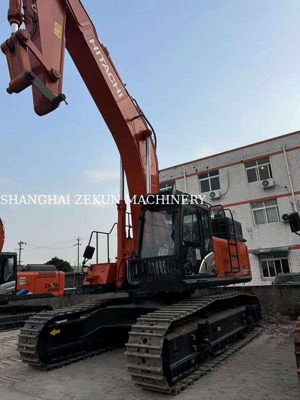 รถขุด Hitachi ZX520LCH ปี 2024 ระยะขุดสูงสุดจากพื้นดิน 12 การกระจัด 15.68 ลิตร สำหรับโครงการถัดไป