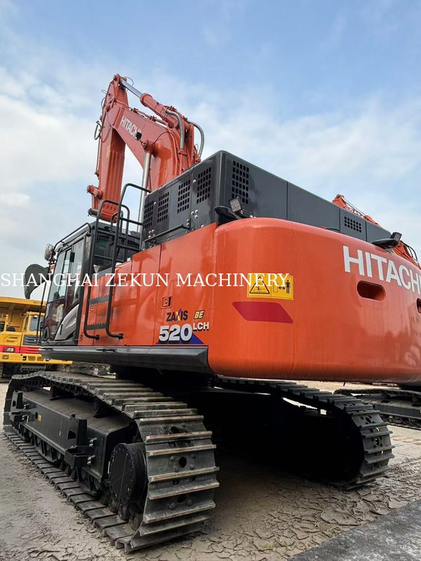 รถขุด Hitachi ZX520LCH ปี 2024 ระยะขุดสูงสุดจากพื้นดิน 12 การกระจัด 15.68 ลิตร สำหรับโครงการถัดไป