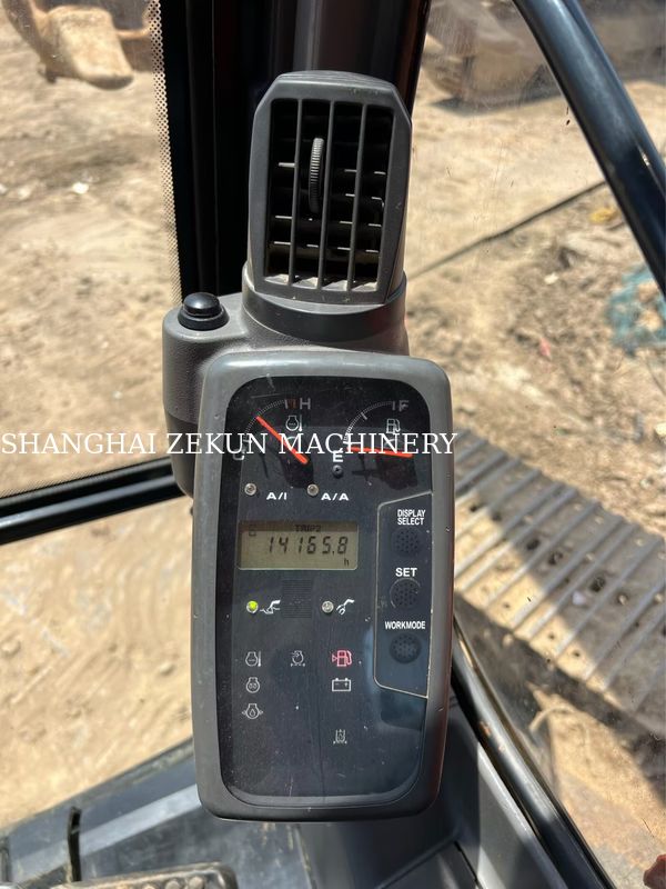 ฮิตาชิ ZX120-6 Excavator 14165hrs สําหรับความต้องการธุรกิจ ถังน้ํามัน ความจุ 240 ลิตร ความดันไฮดรอลิก 34.3 MPa